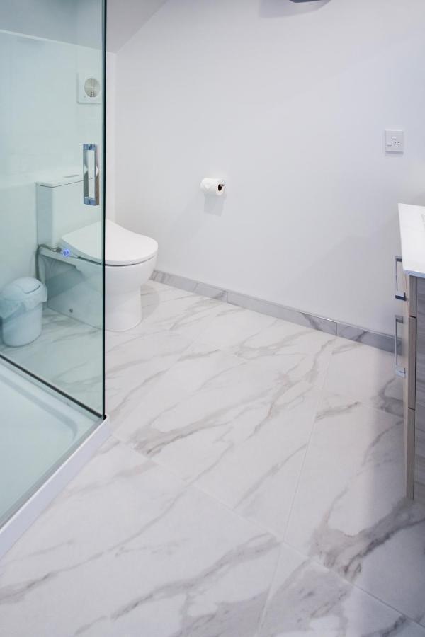 Two Bedroom, Two Bathroom Urban Oasis Christchurch Esterno foto