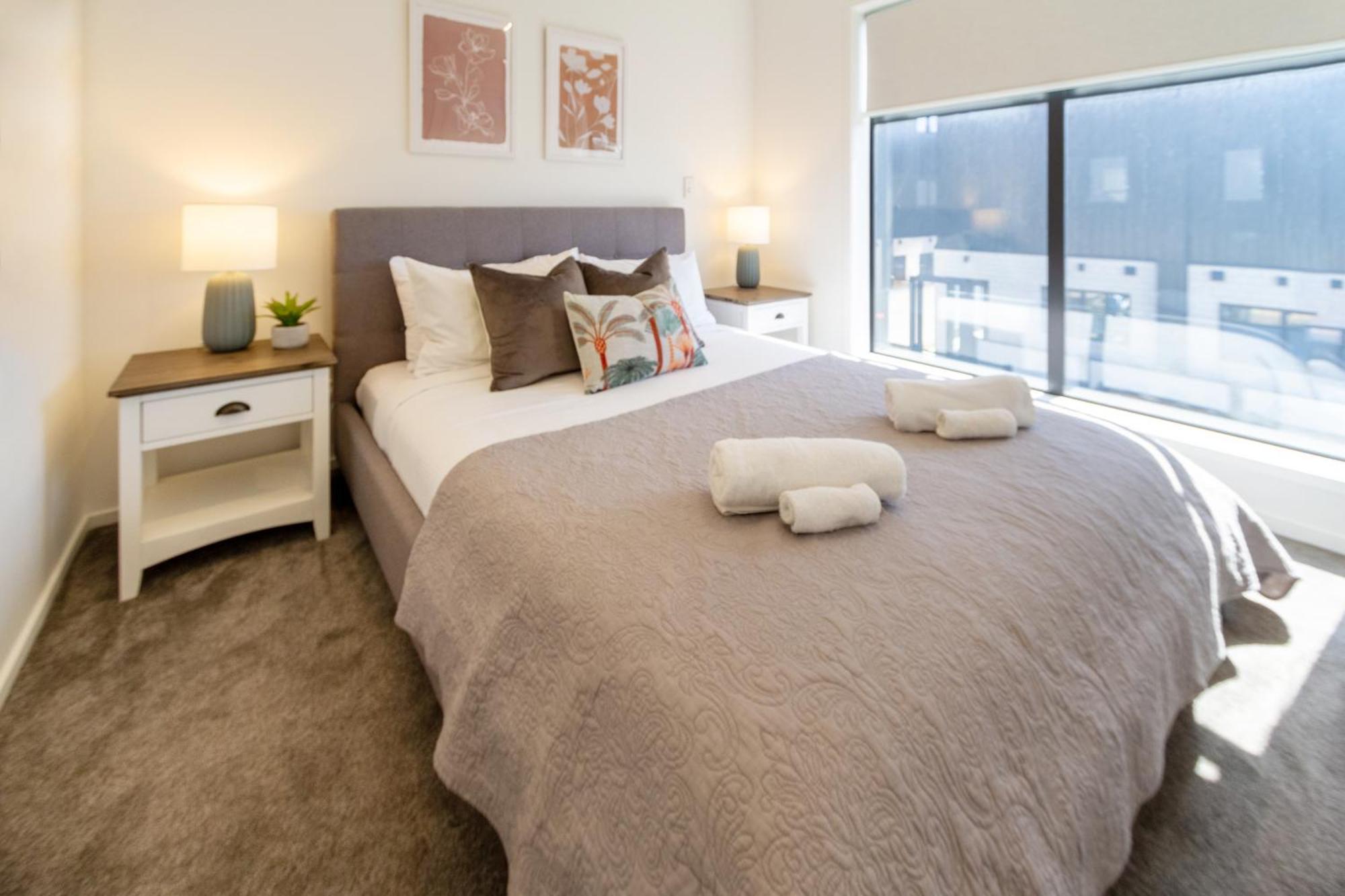 Two Bedroom, Two Bathroom Urban Oasis Christchurch Esterno foto